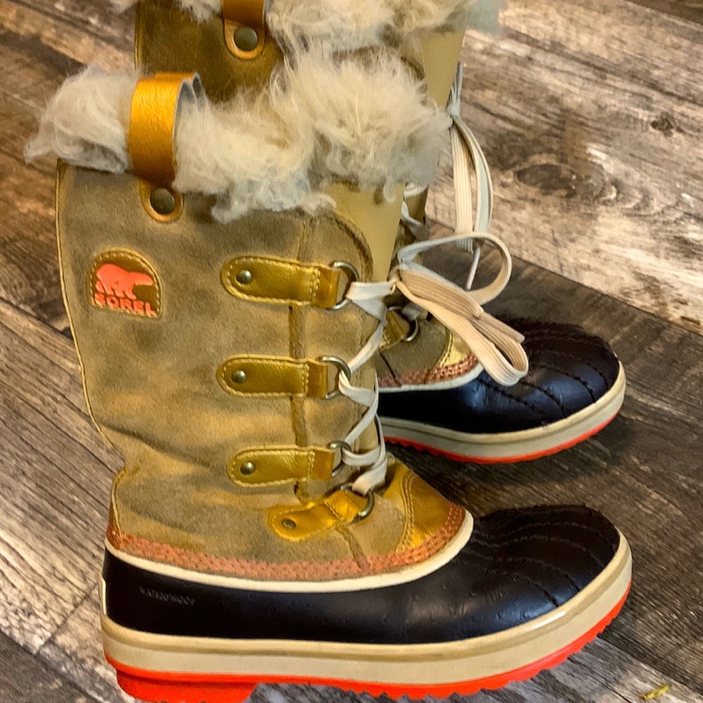 Sorel Kids Boots in Tan and Black with Red Soles